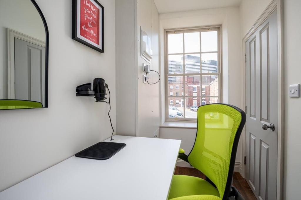 Paradise Square-Remodelled 18Th Century Apartment Sheffield Exteriör bild